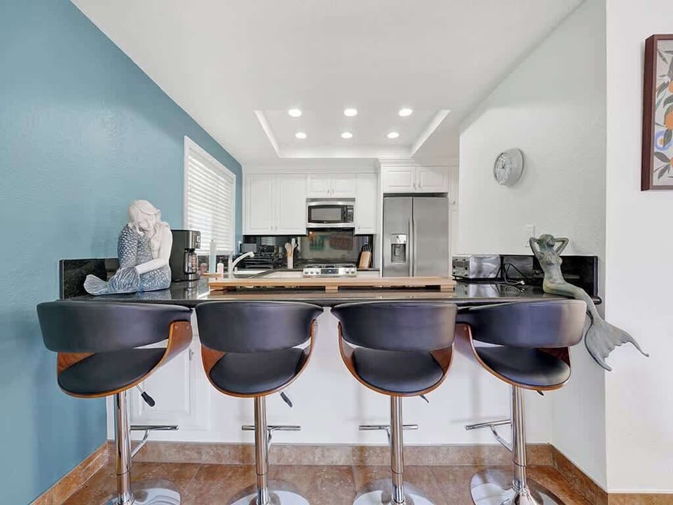 Seating at breakfast bar
