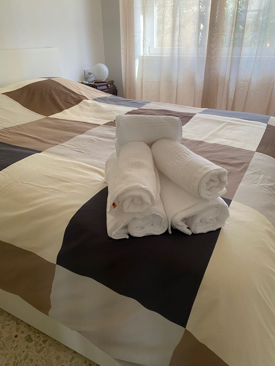 Superior Room | Premium bedding, WiFi (free), bed sheets
