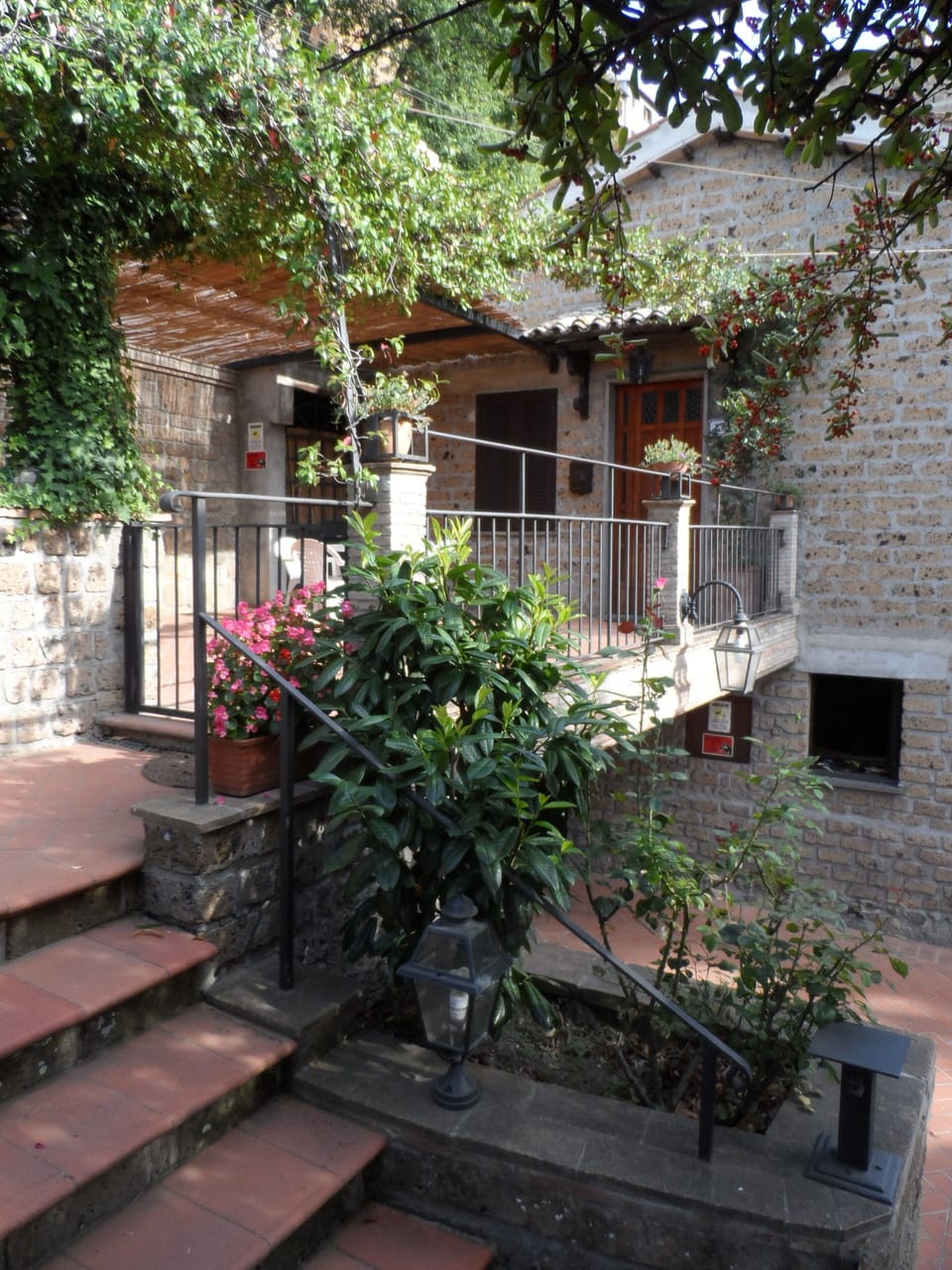 House, 2 Bedrooms, Smoking, Balcony | Property entrance