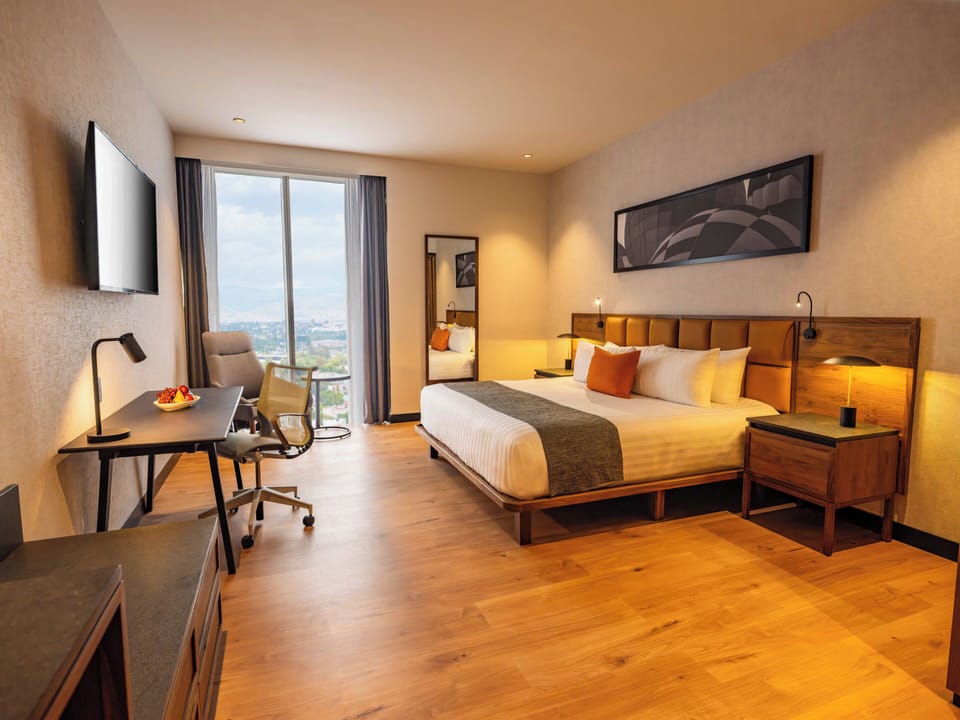 Minibar, desk, iron/ironing board, free WiFi