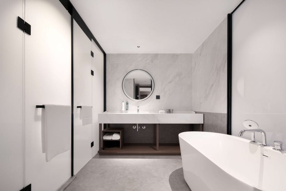 Suite, 1 Bedroom | Bathroom
