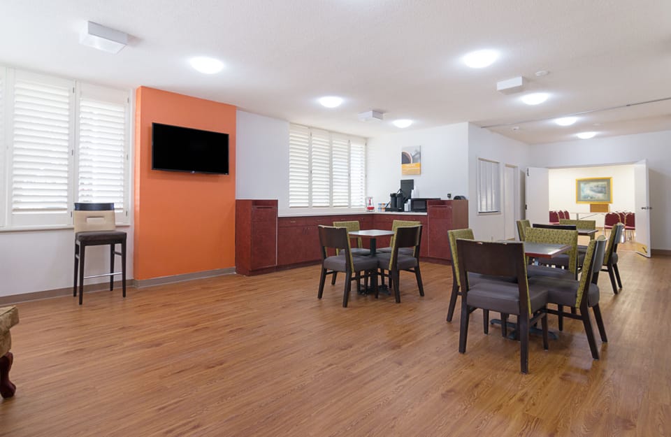 Breakfast area
