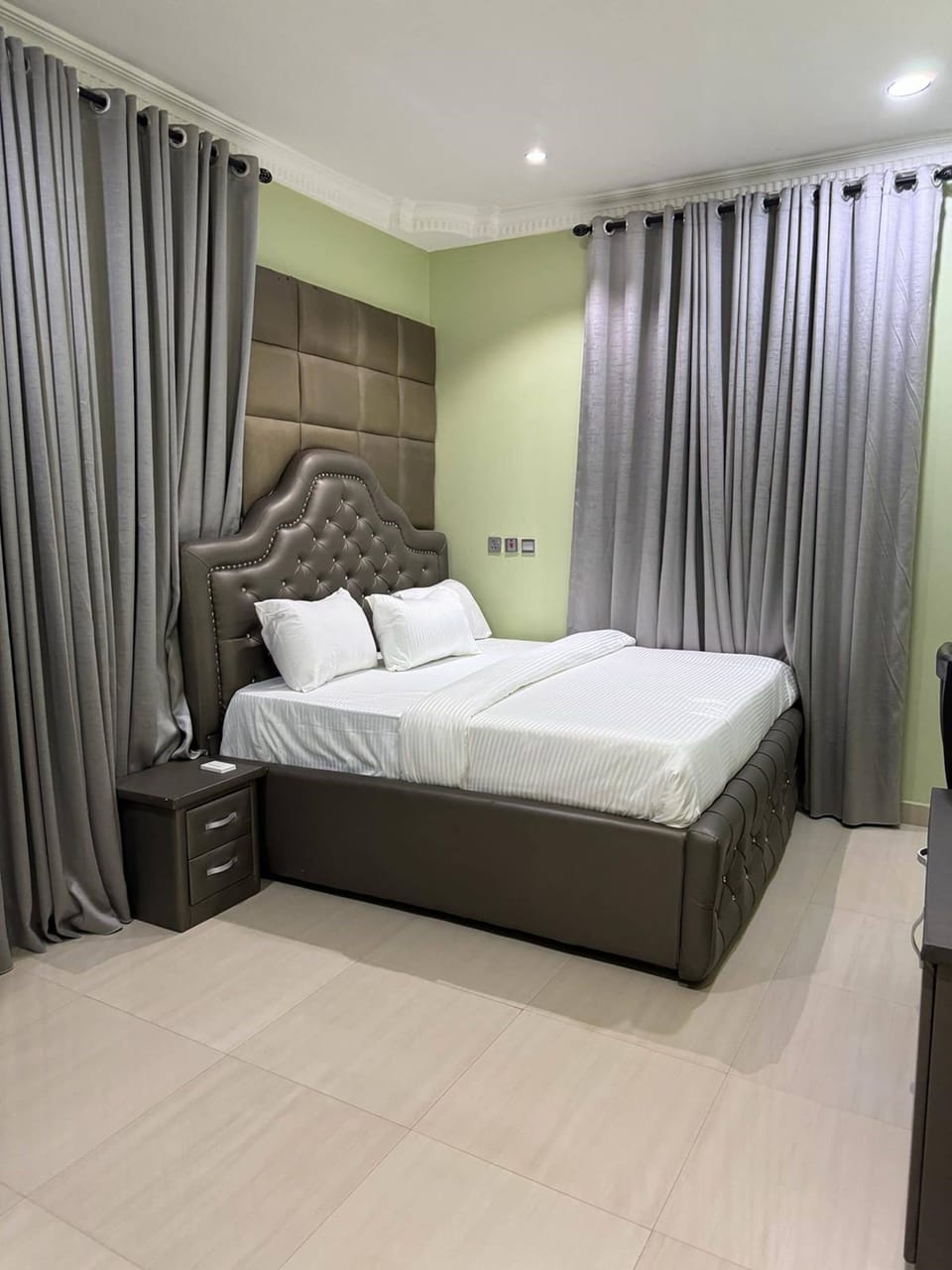 Luxury Room | 1 bedroom, individually decorated, individually furnished, desk