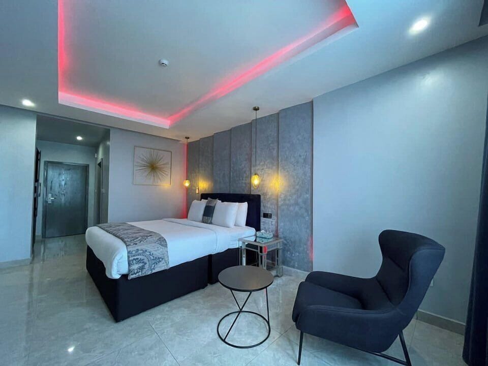 Comfort Room, City View | In-room safe, desk, laptop workspace, free WiFi