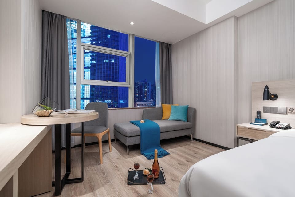 Executive Double Room, River View | Desk, blackout drapes, soundproofing, free WiFi