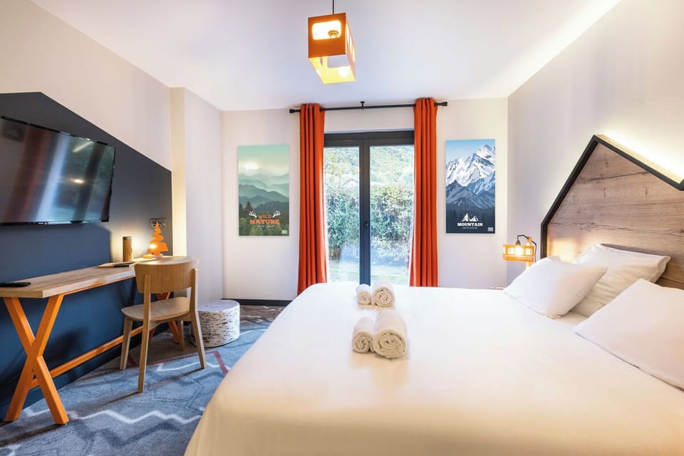 Deluxe Room | Free WiFi, bed sheets