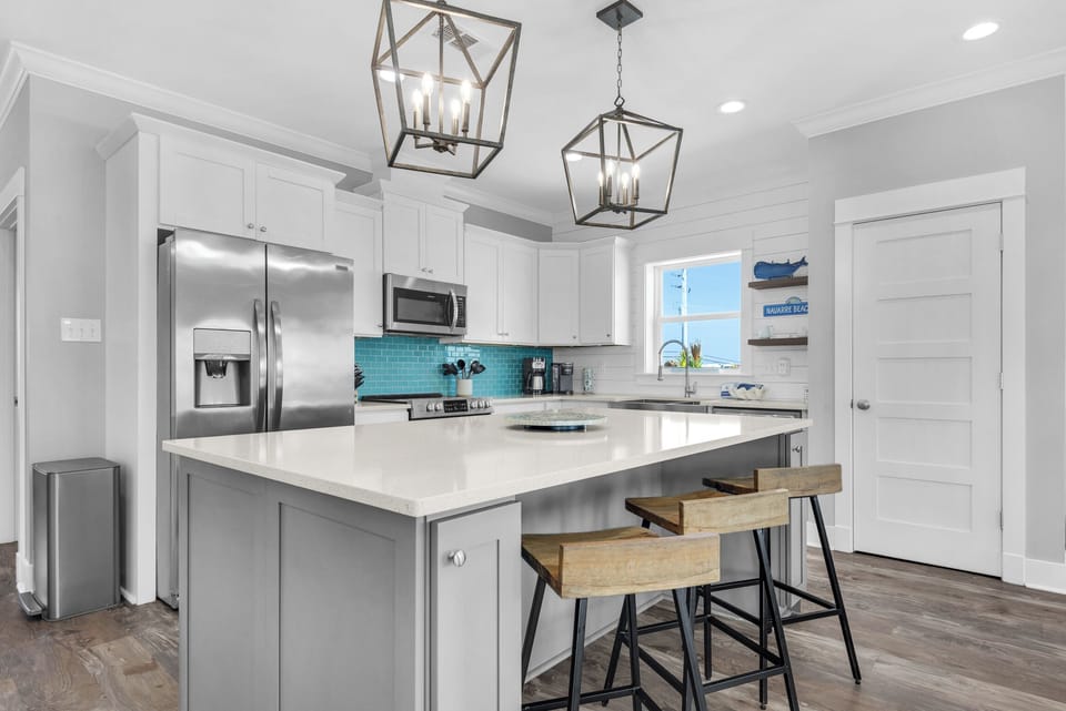 Kitchen island with bar seating