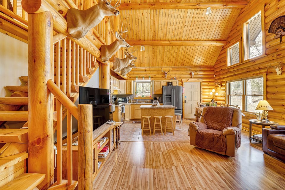 House (3 Bedrooms) | Interior