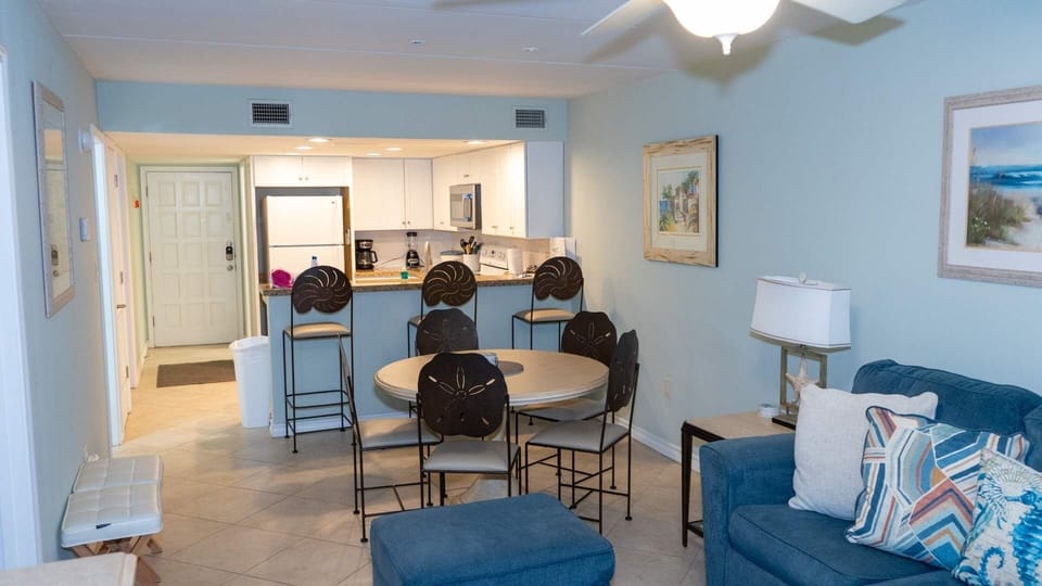 Apartment, 2 Bedrooms | Interior