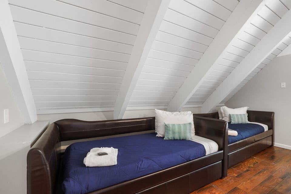 Bedroom #2 - Upstairs with 2 twins