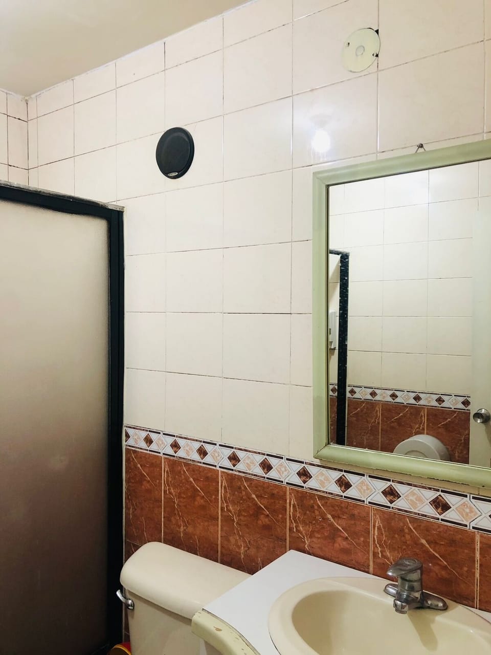Economy Single Room | Bathroom