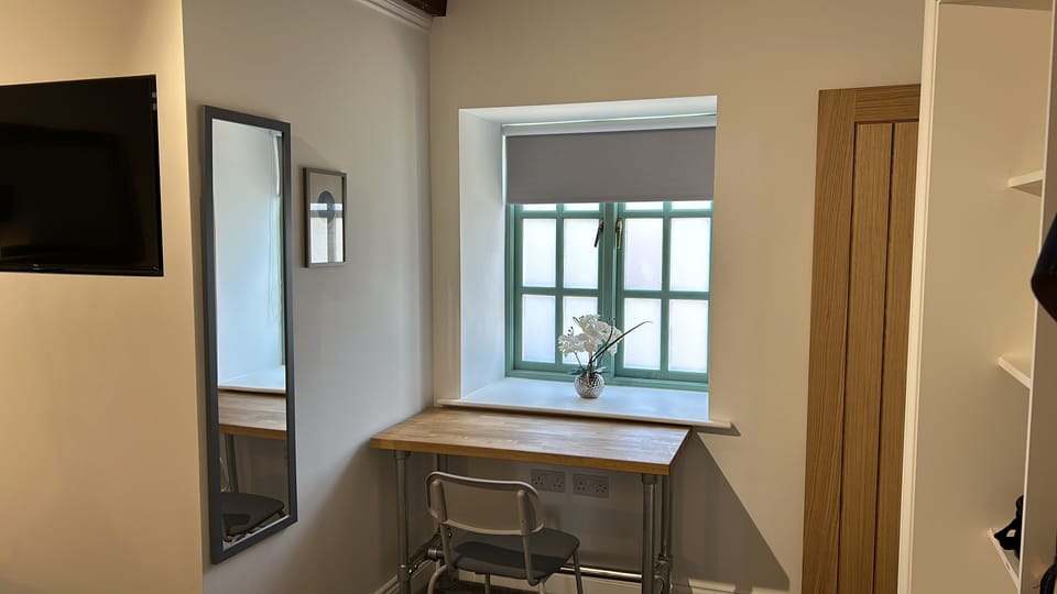 Luxury Studio Suite | Premium bedding, down comforters, minibar, individually decorated