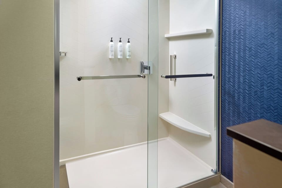 Towels, toilet paper