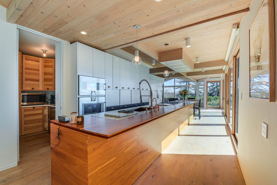 Fully Equipped Kitchen | Stainless Steel Appliances