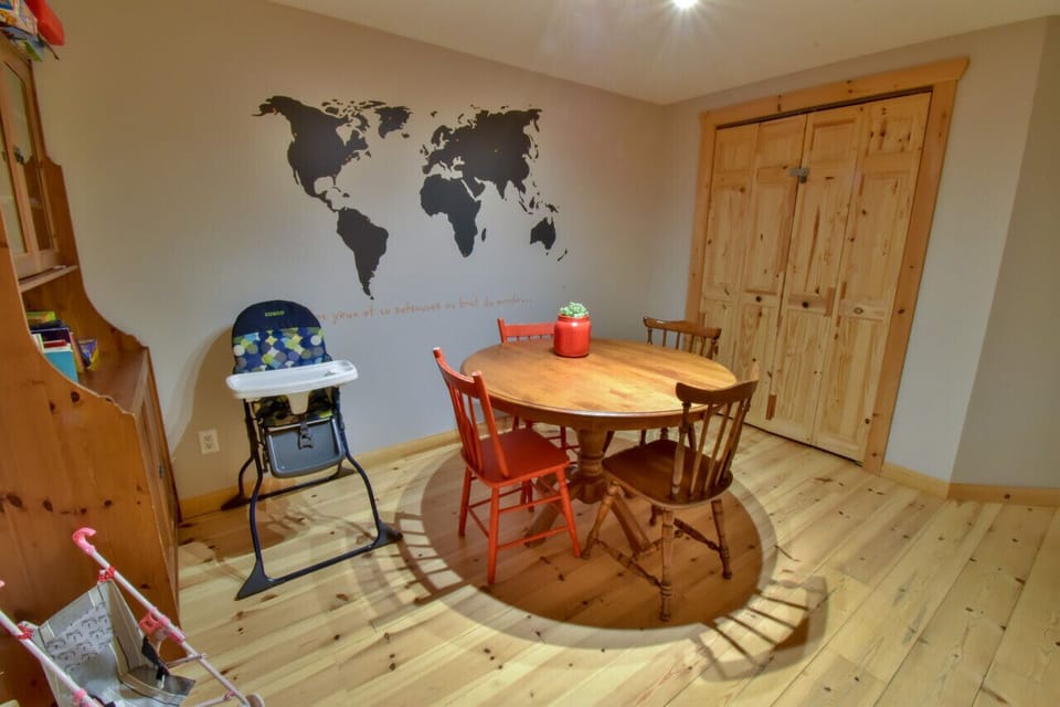 Salle de jeux au sous sol