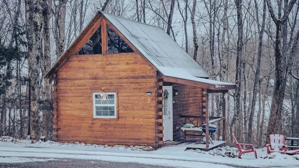 Cabin 7 in Winter Time!