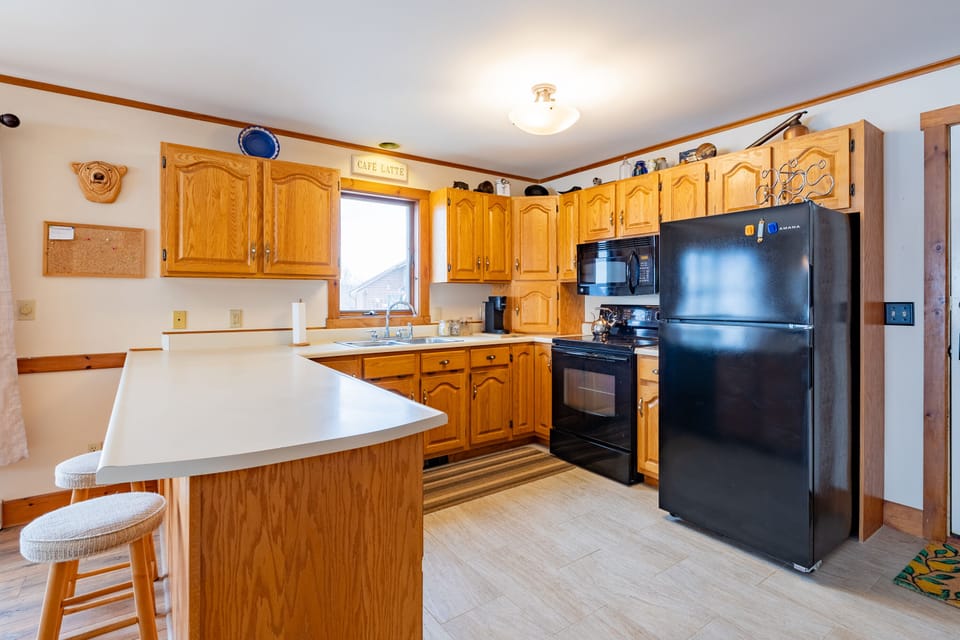 Full kitchen