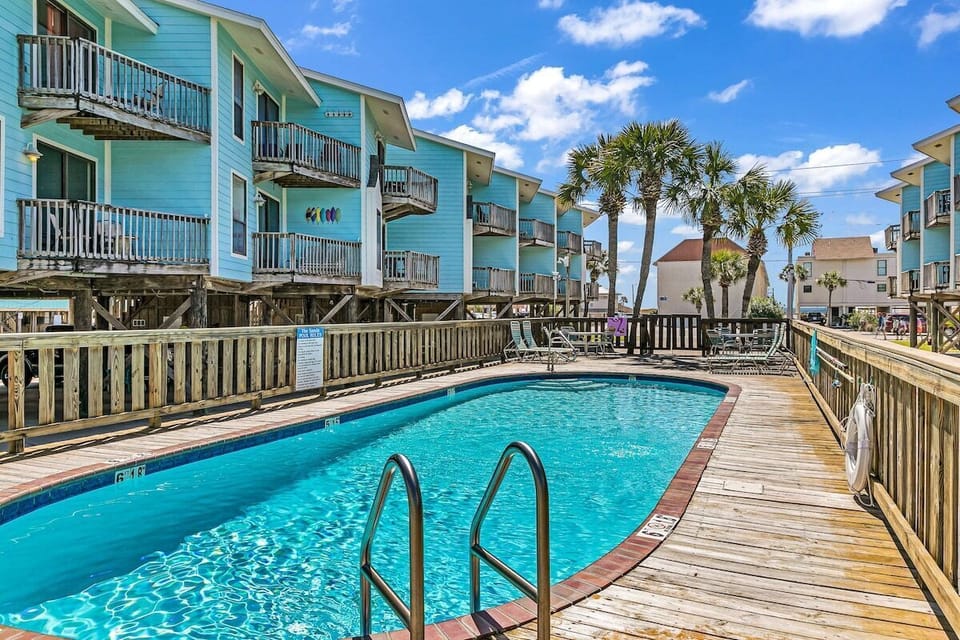 55-700 W Beach Blvd Unit 102 55