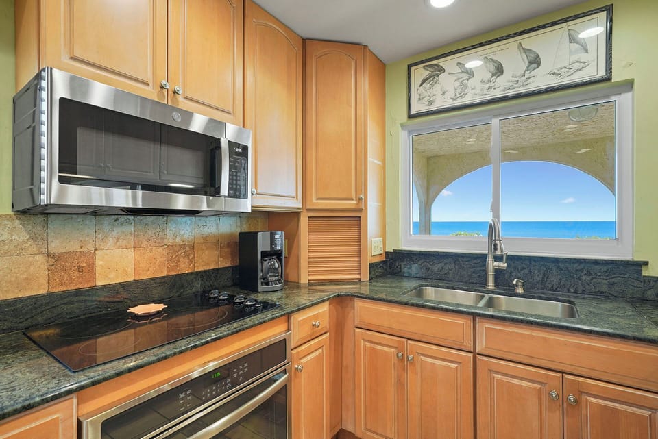 High Point South - Miramar Beach - Kitchen