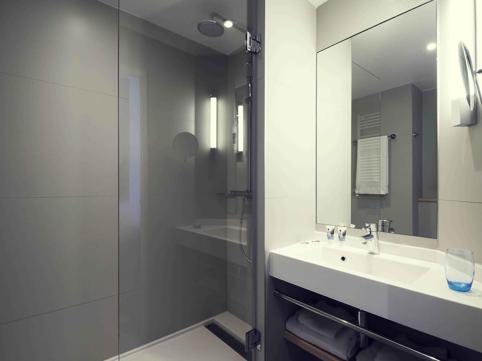 Minibar, in-room safe, desk, blackout drapes