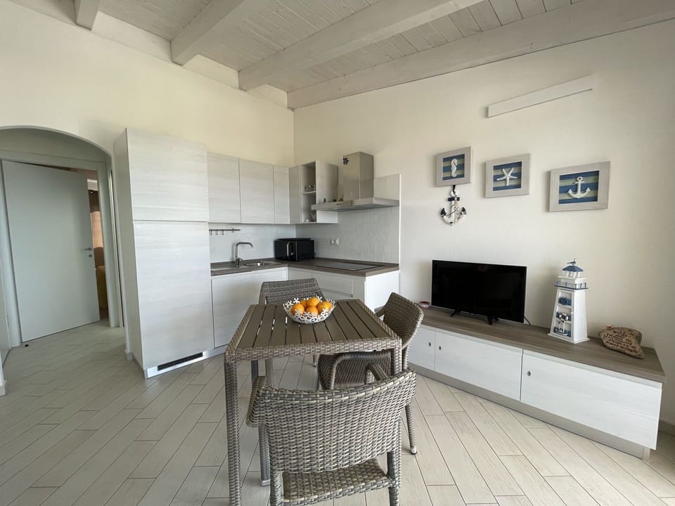 Cabinetry, Kitchen Appliance, Wood, Interior Design, Flooring, Floor, Kitchen, Kitchen Stove, Hardwood, Door