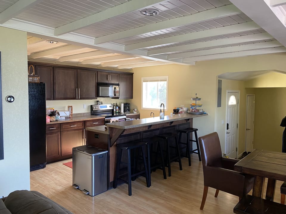 Luxury Cottage | Private kitchen | Coffee/tea maker