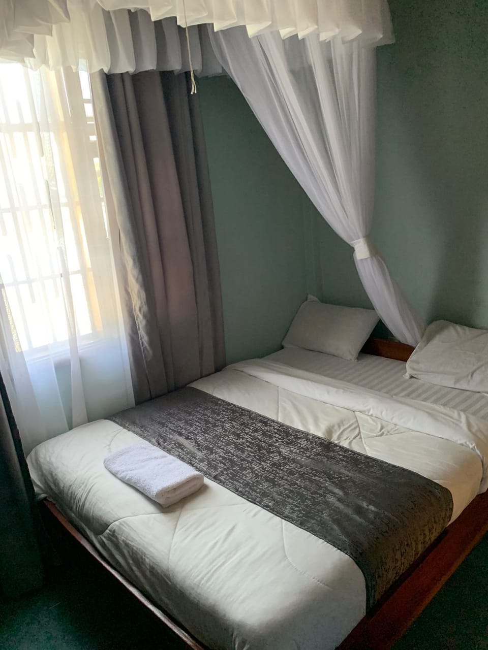 Deluxe Double Room, 1 Double Bed, Accessible | Desk, laptop workspace, iron/ironing board, free WiFi