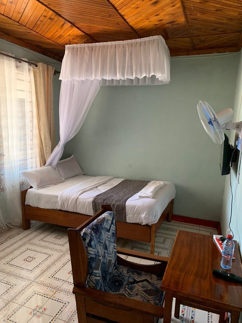 Deluxe Double Room, 1 Double Bed, Accessible | Desk, laptop workspace, iron/ironing board, free WiFi