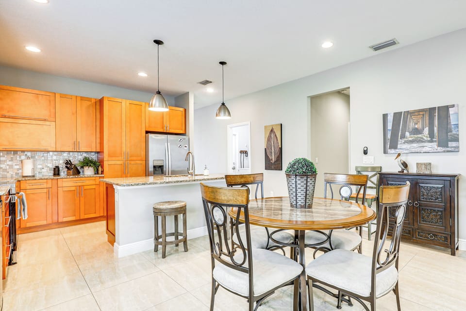 House (3 Bedrooms) | Interior