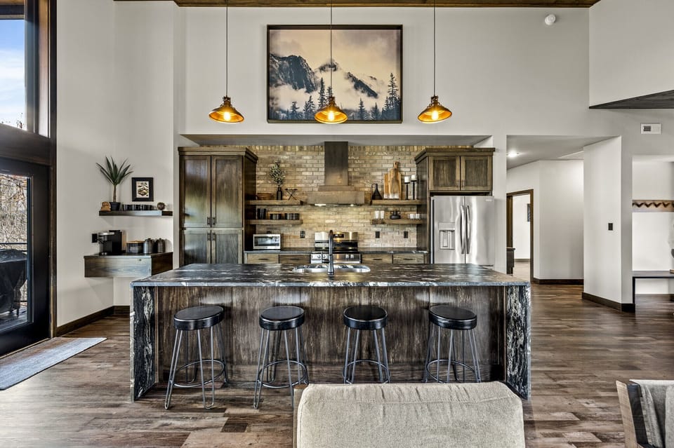 Majestic Overlook's fully equipped kitchen