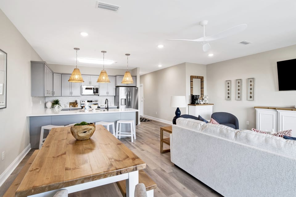A perfect blend of airy and contemporary design with a warm, inviting atmosphere for those cherished moments at home