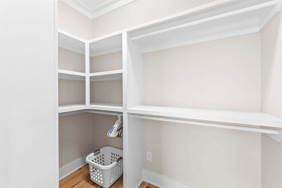Dream closet with enough space for everything!