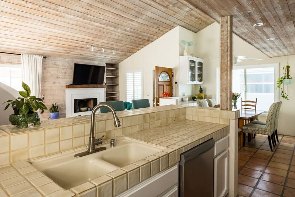 Kitchen Sink