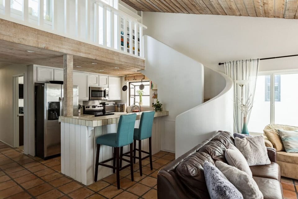 Stairs leading to rooftop deck