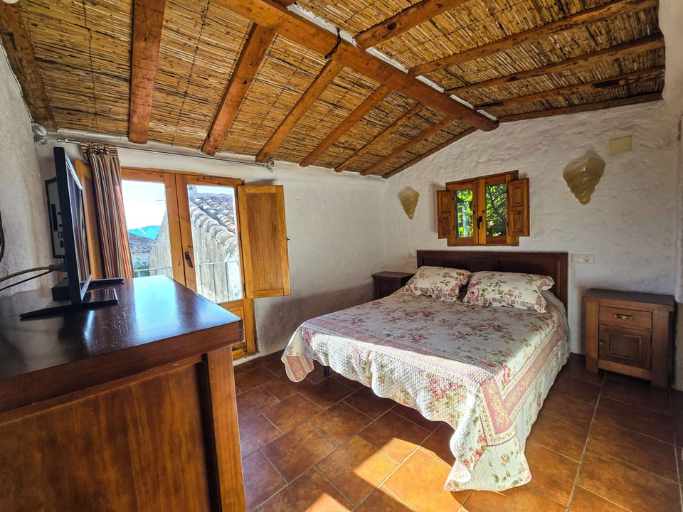 Casa Rural Preisler | Premium bedding, Select Comfort beds, individually furnished