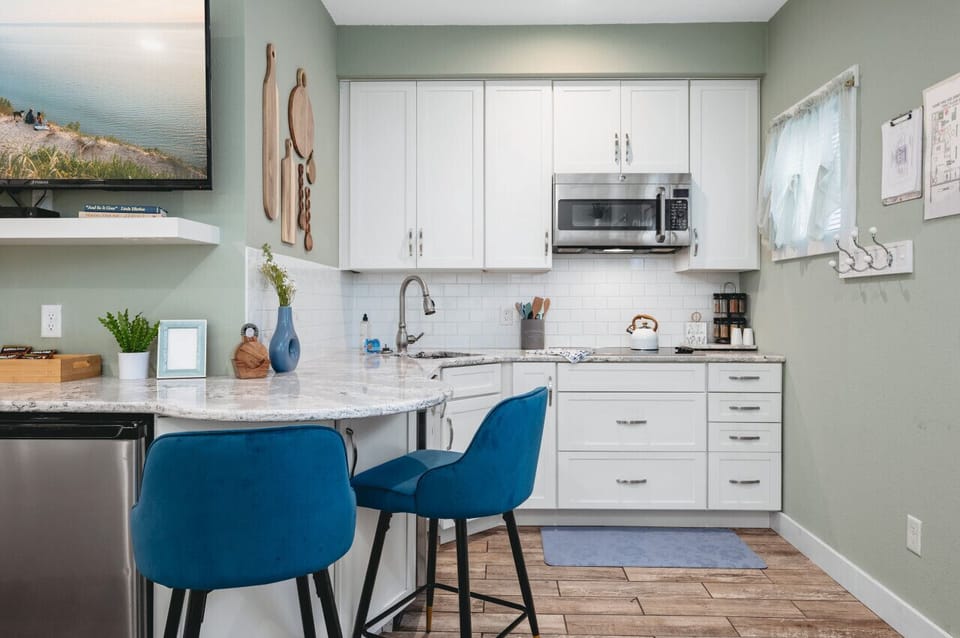 Cook, dine, and unwind in this versatile kitchen space 🥘✨