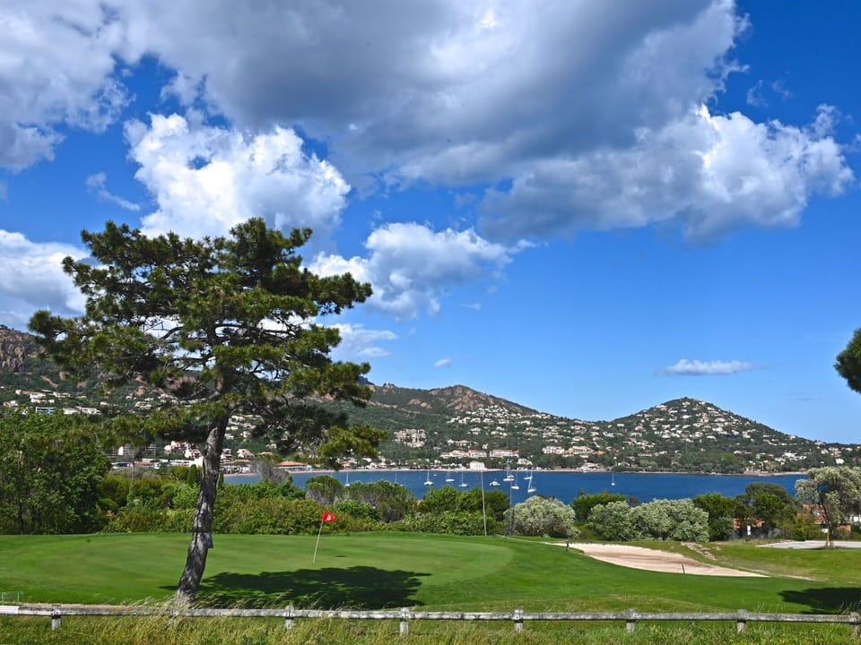 Sky, Lake, Hill Station, Coast, Promontory, Park, Bay, Landscaping, Loch