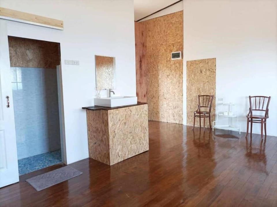 Family Triple Room, Sea View | Free WiFi, bed sheets