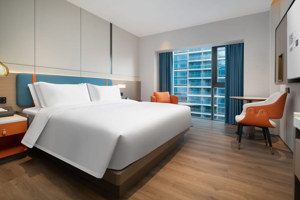Deluxe Room | Desk, laptop workspace, free WiFi