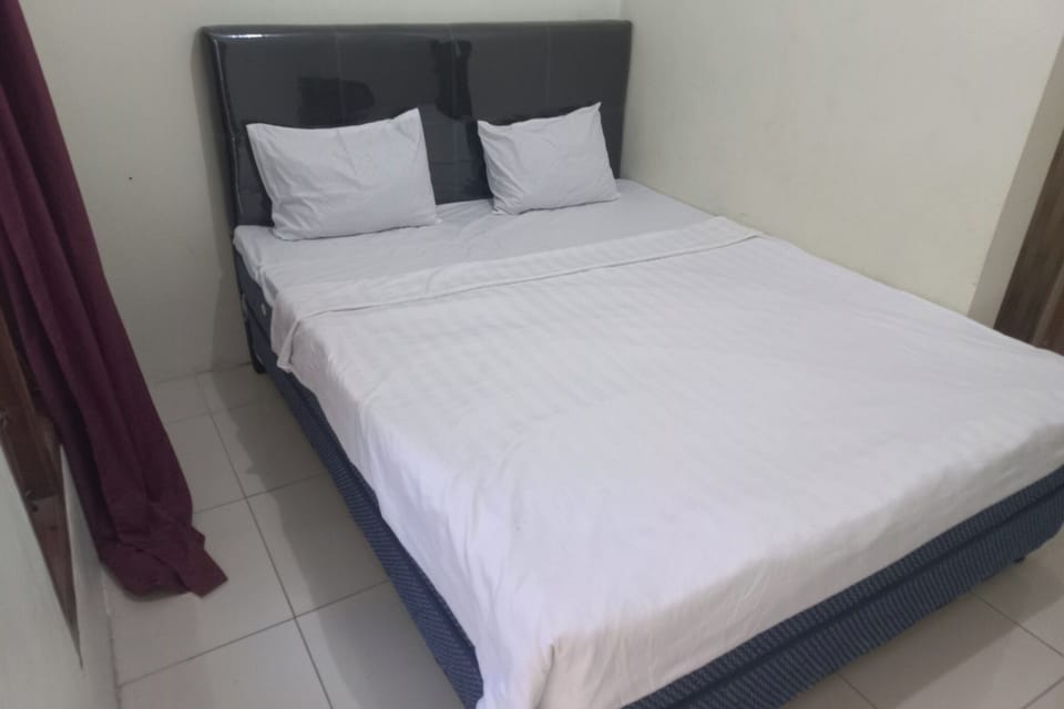 Double Room | Free WiFi, bed sheets