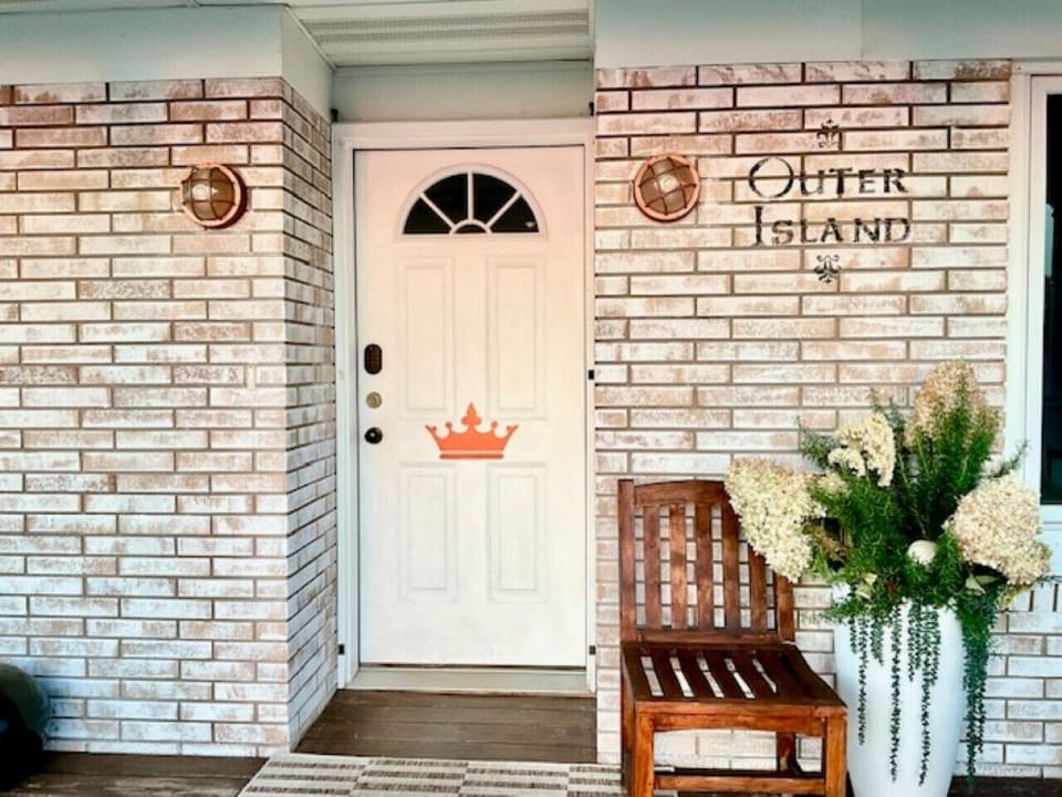 Outer Island Front Door