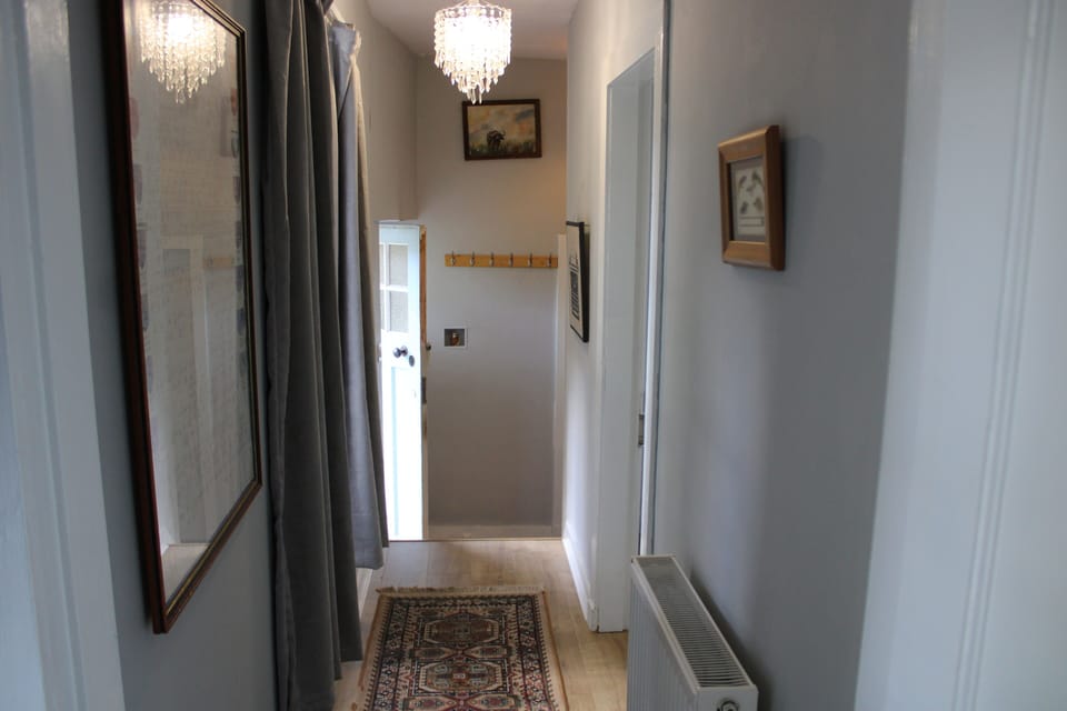Corridor between living room and bedroom 2