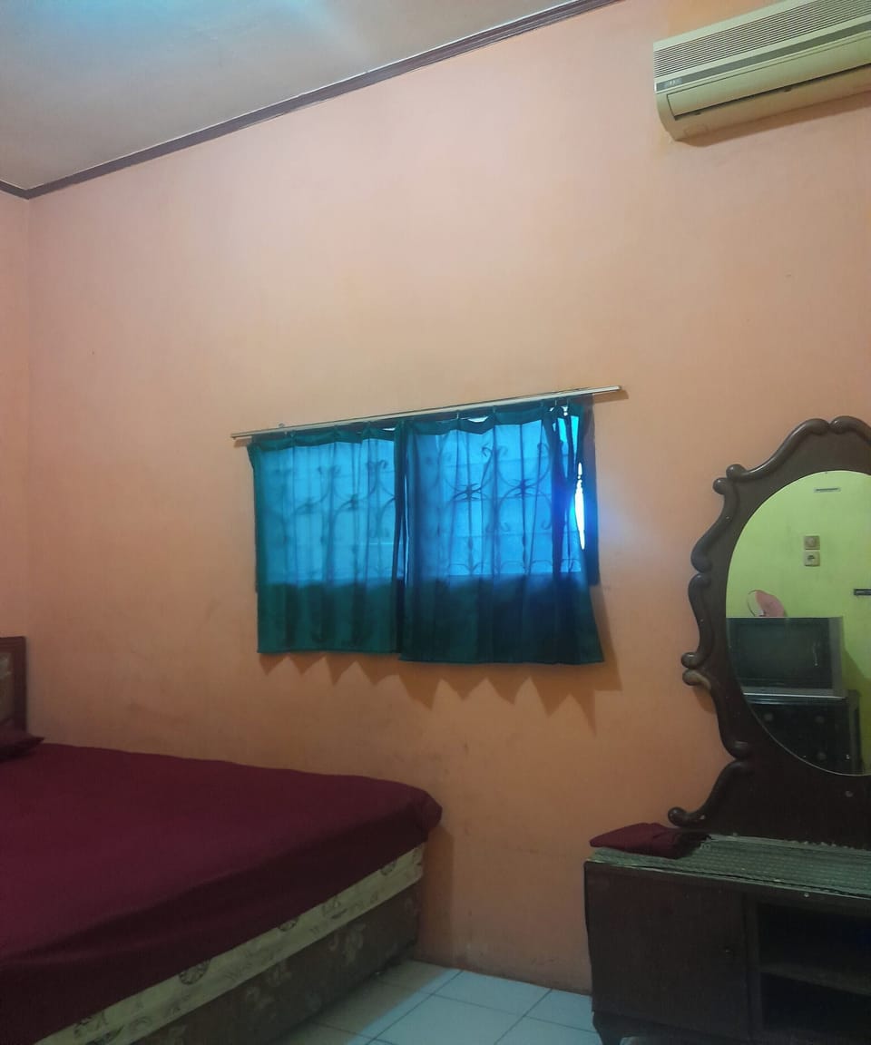Double Room | WiFi (free), bed sheets
