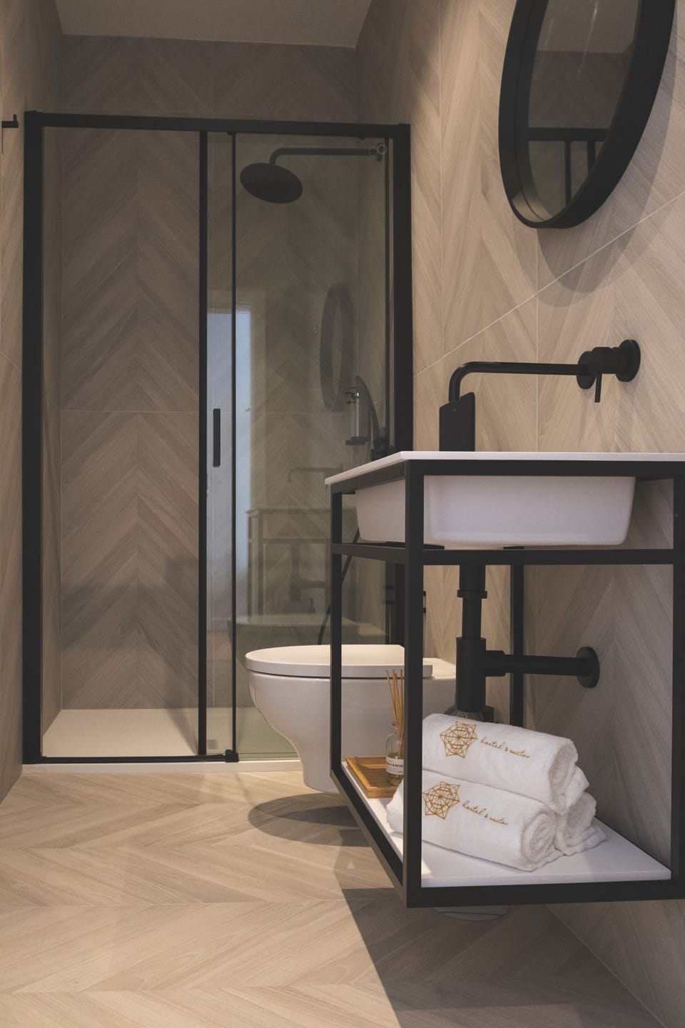 City Double Room | Bathroom | Shower, hair dryer, towels, soap