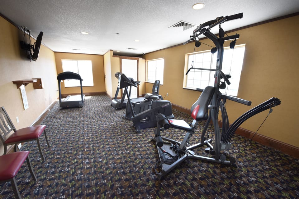 Hamilton Inn Select Beachfront Mackinaw City Hotel in Mackinaw City