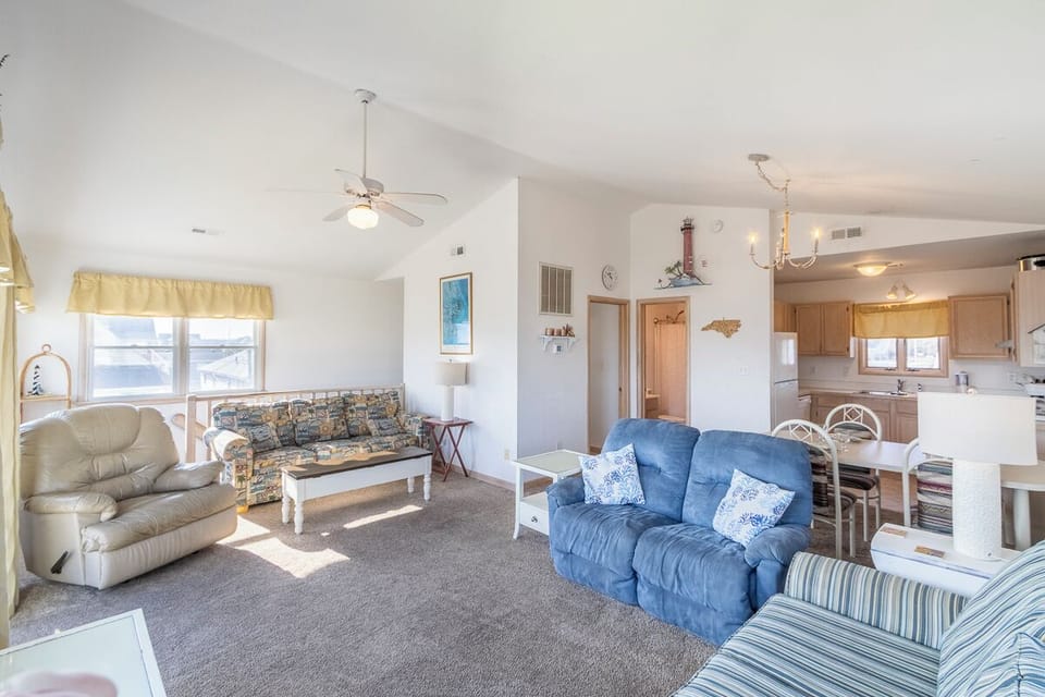 Top Level Living Area