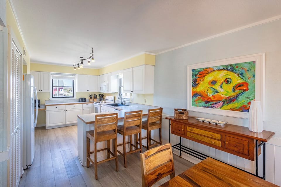 Mid Level Kitchen