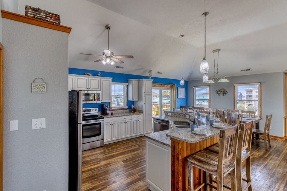 Top Level Kitchen