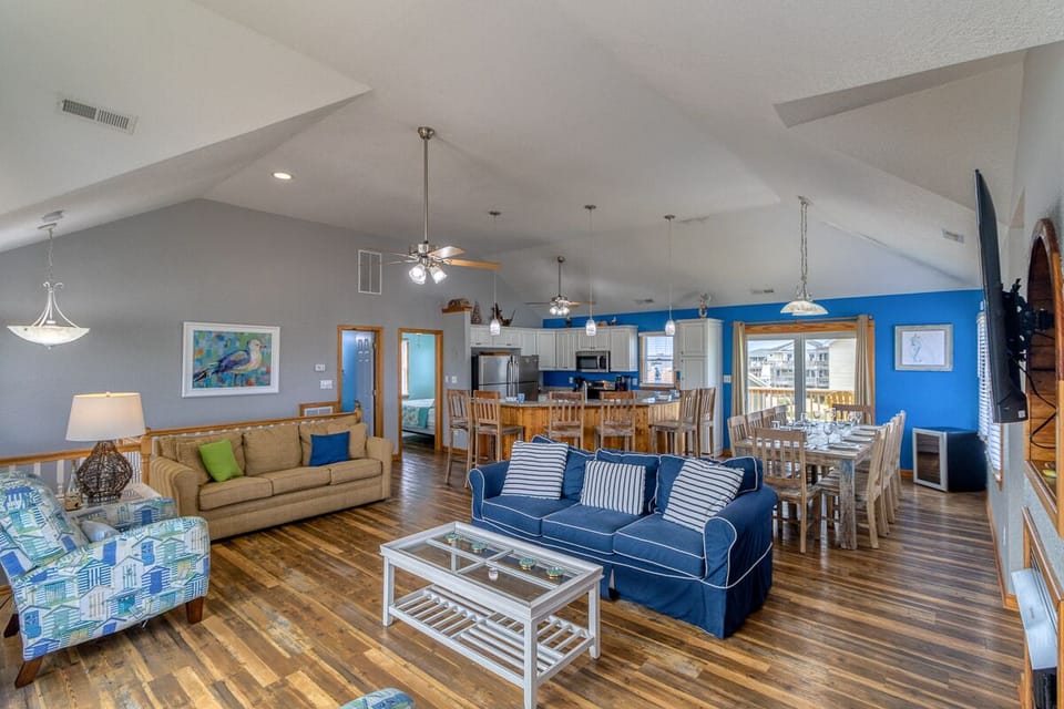 Top Level Living Area