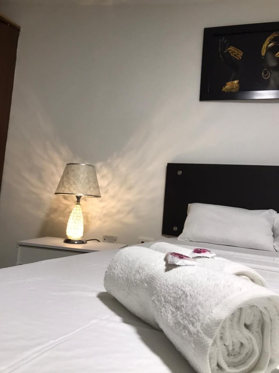 Standard Double Room | Desk, laptop workspace, free WiFi